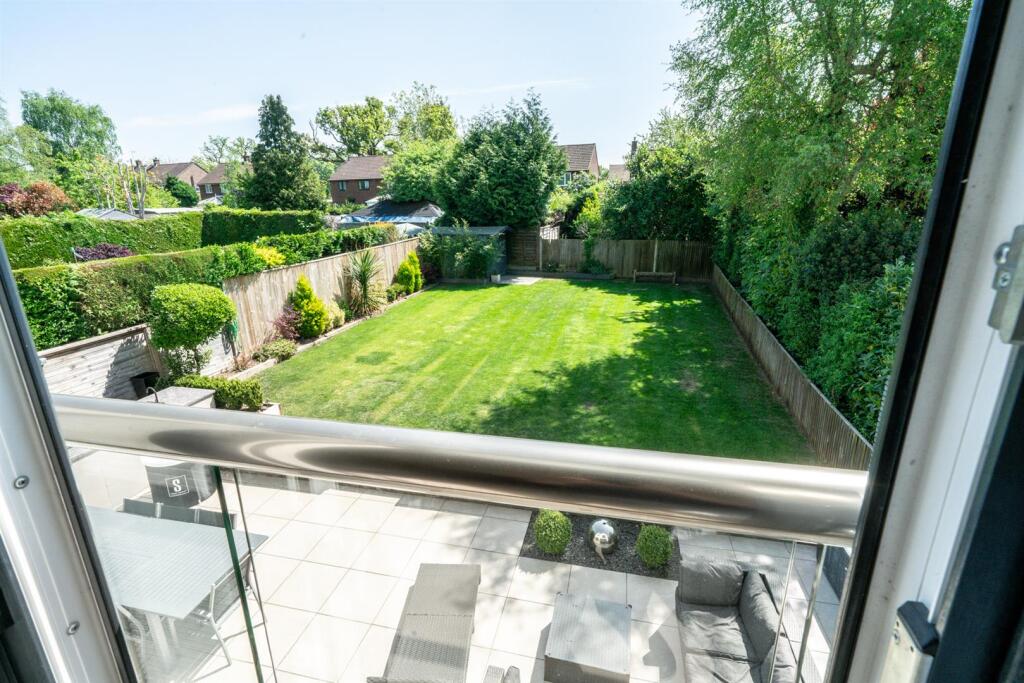 Additional image 32 of Blake Close, St. Albans