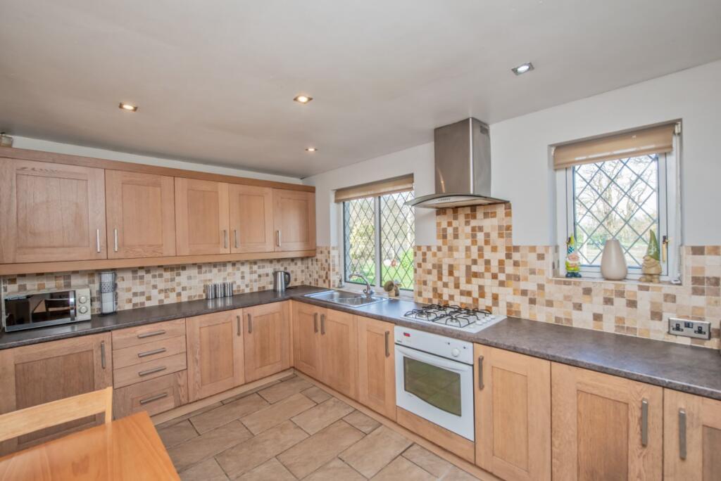 Additional image 6 of Whitechapel Road, Cleckheaton, BD19