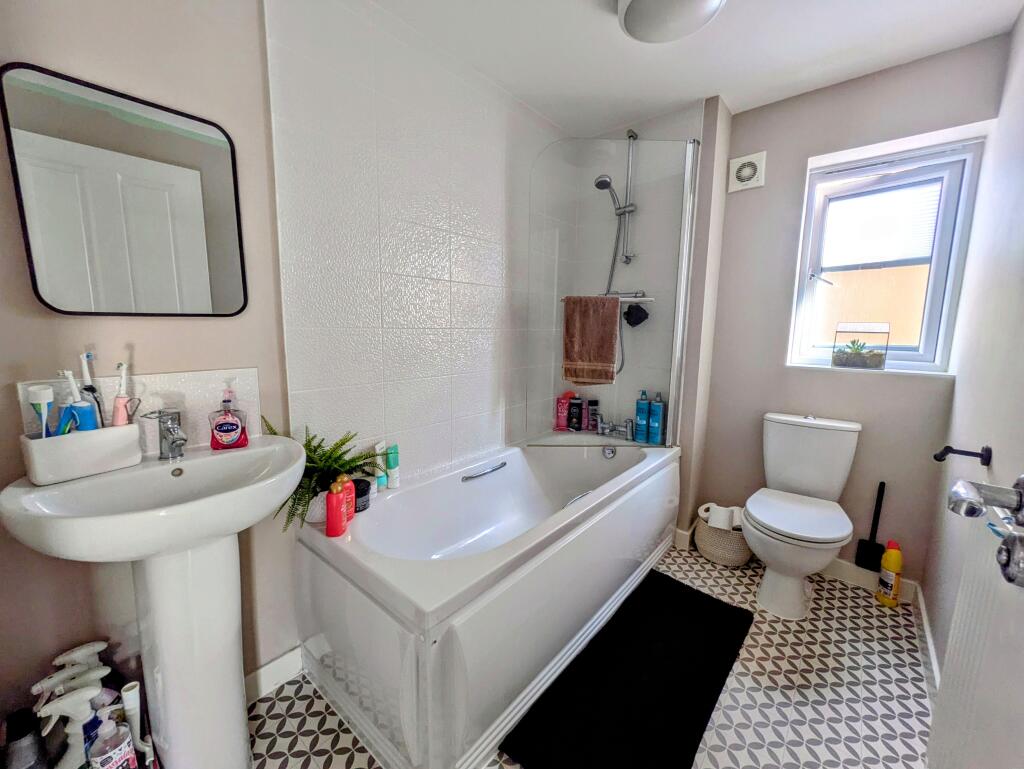 Additional image 14 of Gracy Fold, Bradford, BD6