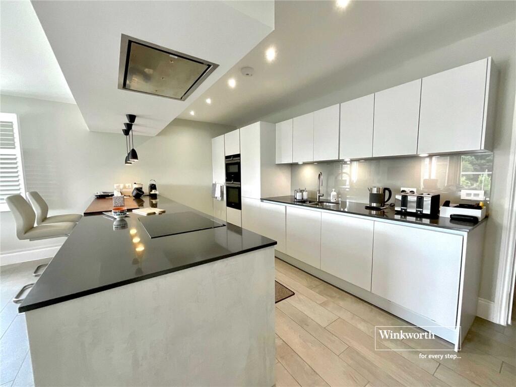 Additional image 7 of Barton Common Road, New Milton, BH25