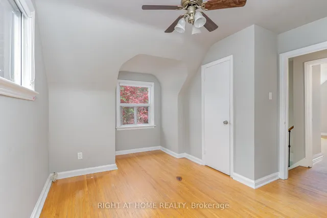 Additional image 20 of 45 Yorkview Dr