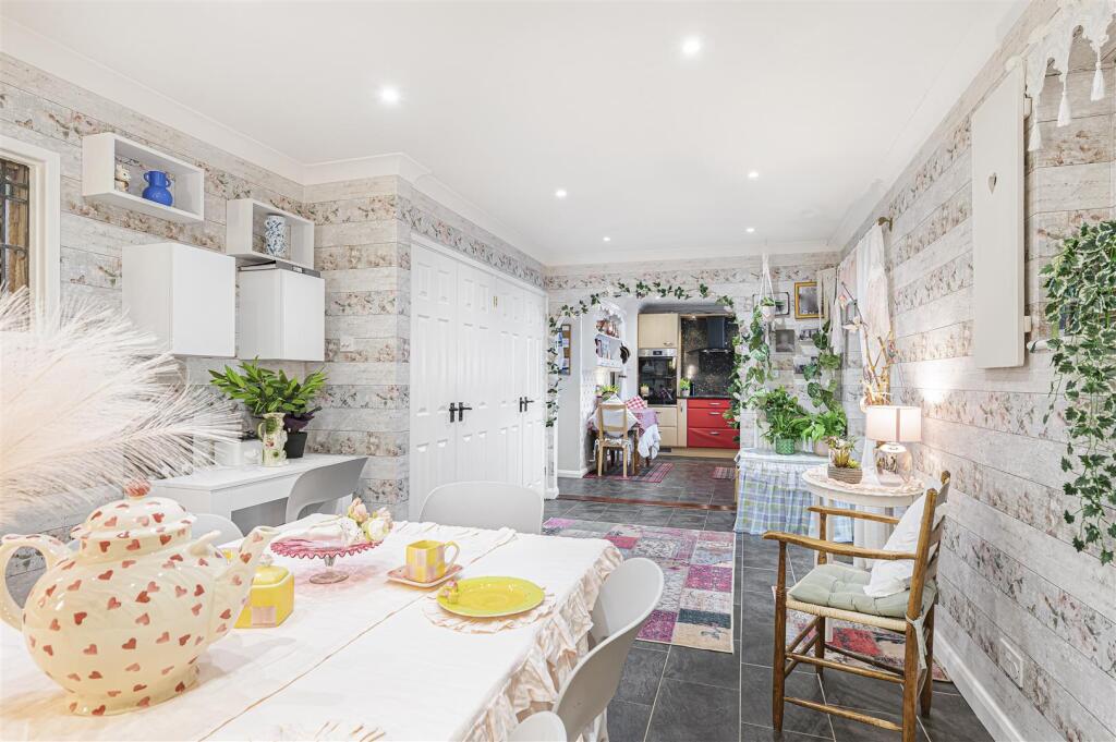 Additional image 44 of Chyngton Way, Seaford