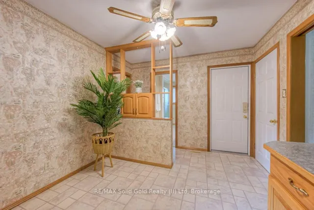 Additional image 16 of 16 Wolfe's Crt