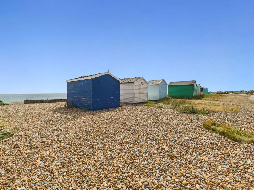 Additional image 6 of Beach Hut, WideWater Lagoon, BN15 8LJ