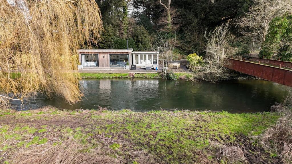 Additional image 17 of Sopley, Christchurch, BH23