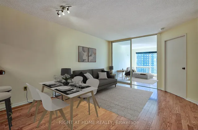 Additional image 2 of 1001 Bay St Unit 1110