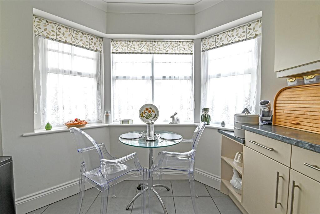 Additional image 4 of Chestnut Grove, New Milton, Hampshire, BH25