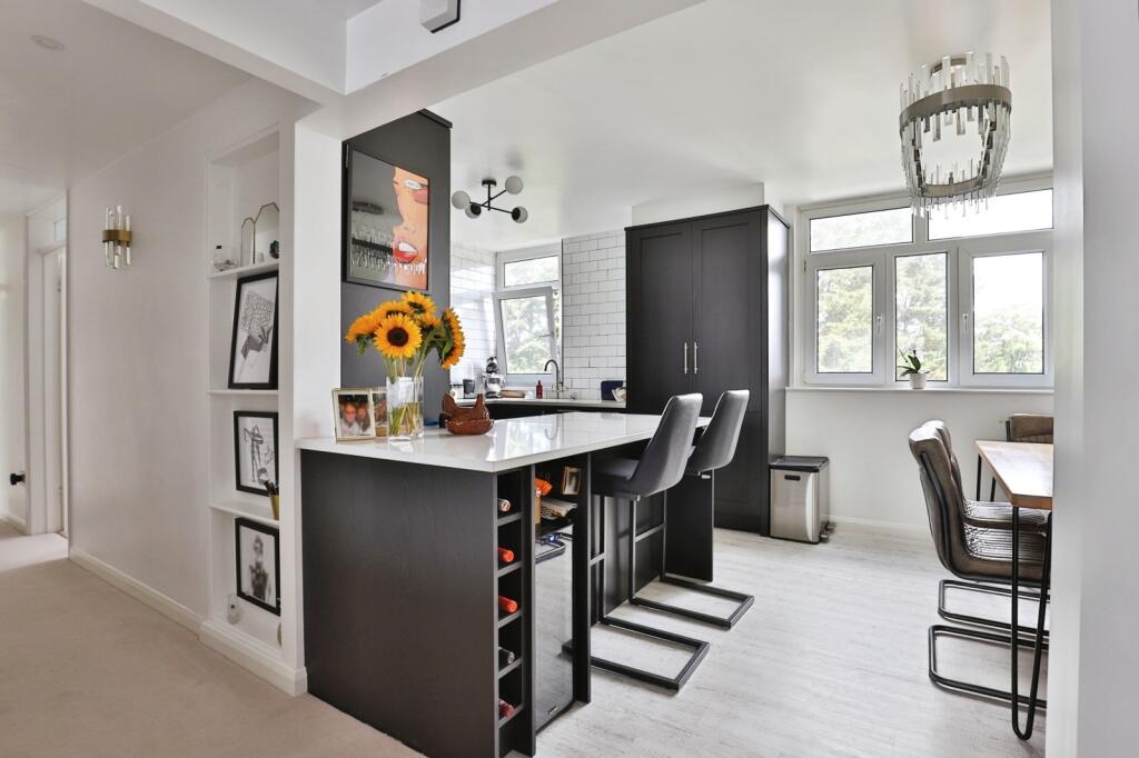 Additional image 4 of Admirals Walk, West Cliff Road, Bournemouth, Dorset, BH2