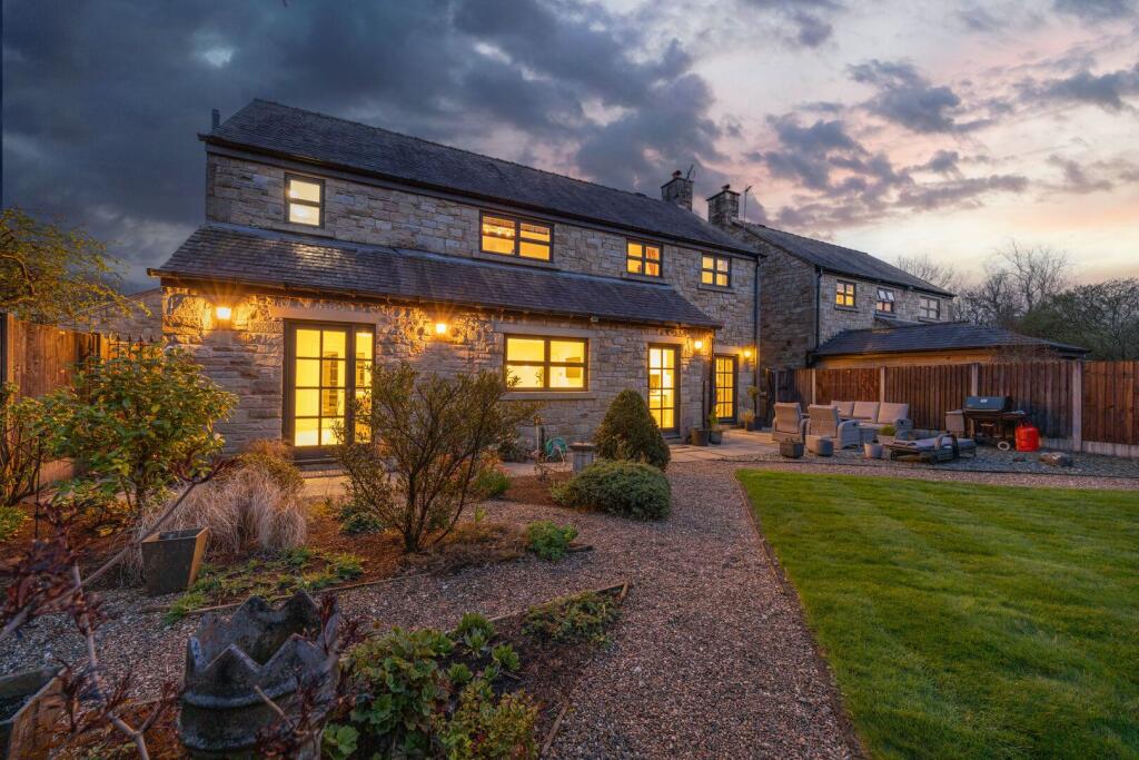 Additional image 43 of Bradshaw Hall Drive, Bolton, BL2