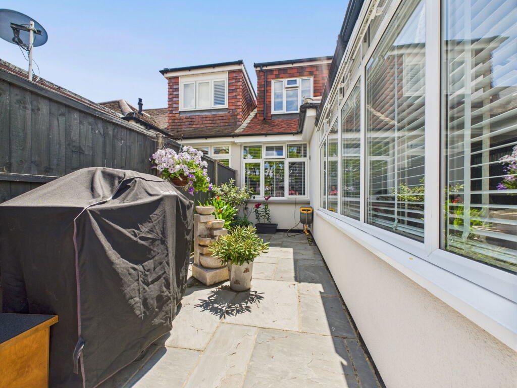 Additional image 18 of Crabtree Lane, Lancing, BN15 9PW