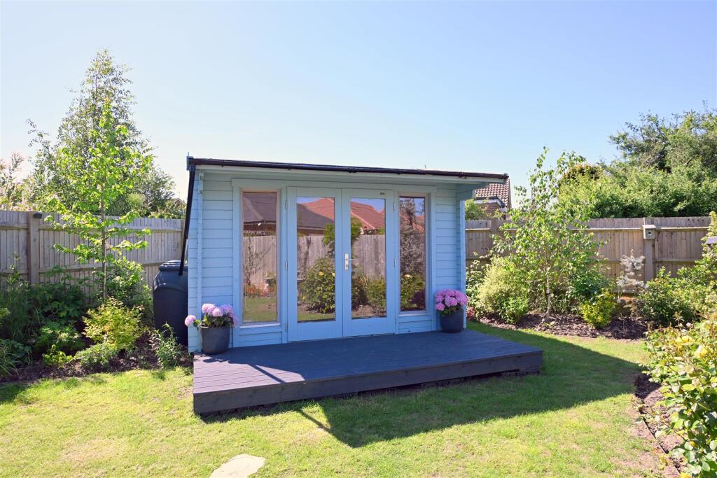 Additional image 14 of 21 Pendine Gardens, Lower Willingdon, Eastbourne