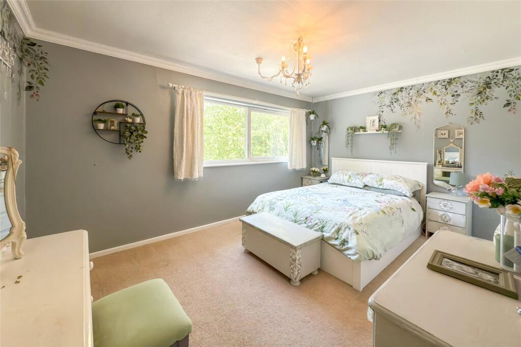 Additional image 10 of Meadowcroft, St. Albans, Hertfordshire, AL1