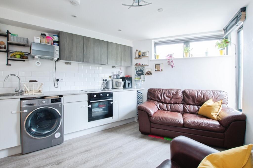 Additional image 5 of Albert Road, BOURNEMOUTH, Dorset, BH1