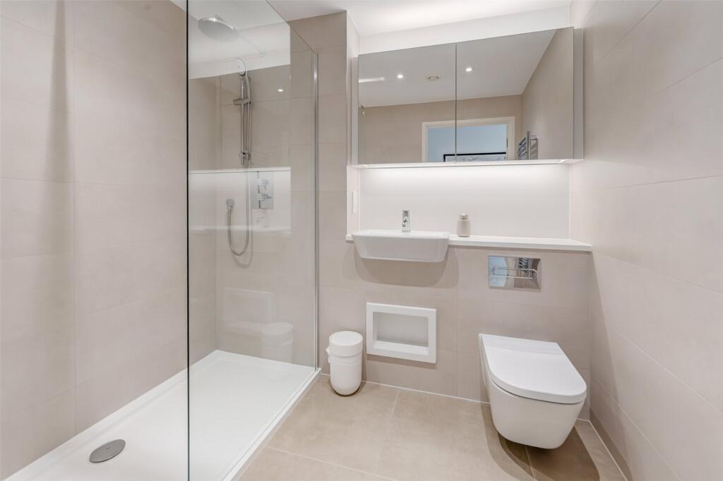 Additional image 10 of Bayside Apartments, 62 Brighton Road, Worthing, West Sussex, BN11