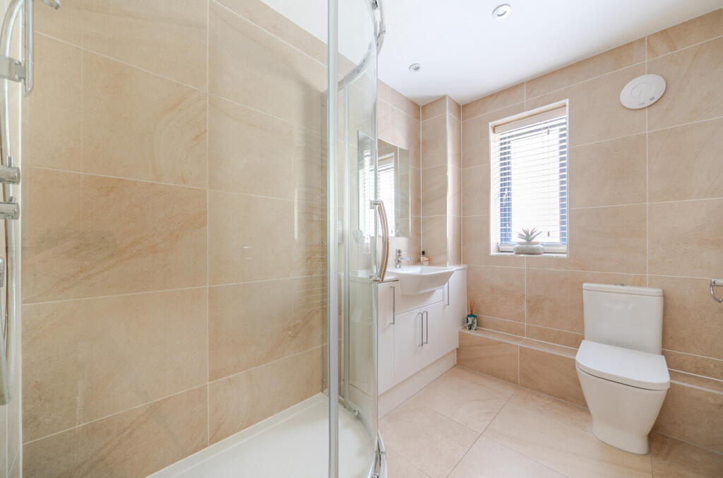 Additional image 14 of Sea Road, Barton on Sea, New Milton, BH25