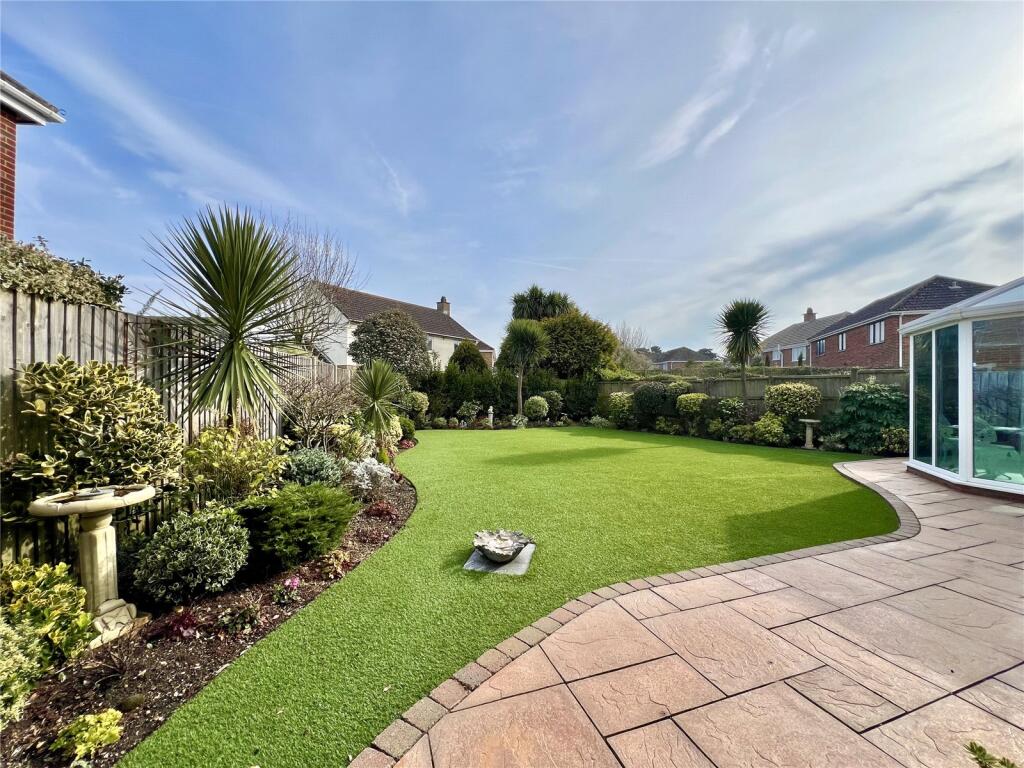 Additional image 24 of Glengarry Way, Friars Cliff, Christchurch, Dorset, BH23