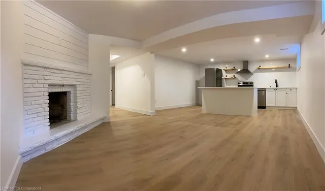 Additional image 26 of 79 Inwood Cres