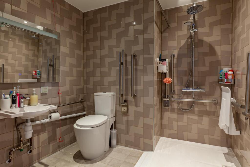 Additional image 6 of Birmingham | Student | September