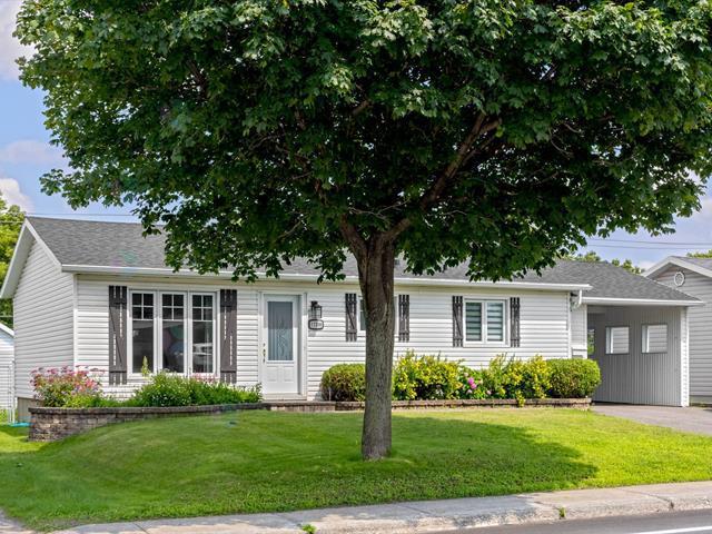 12100 Boul. de la Colline|Québec (La Haute-Saint-Charles), Quebec G2A2E6