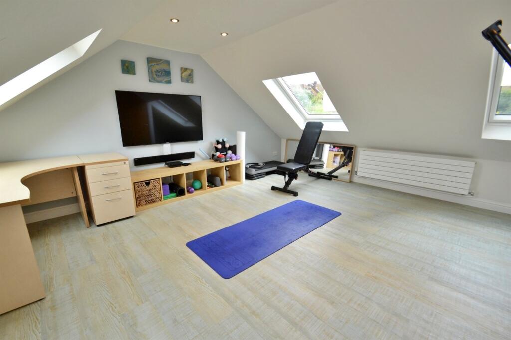 Additional image 18 of Broadstone