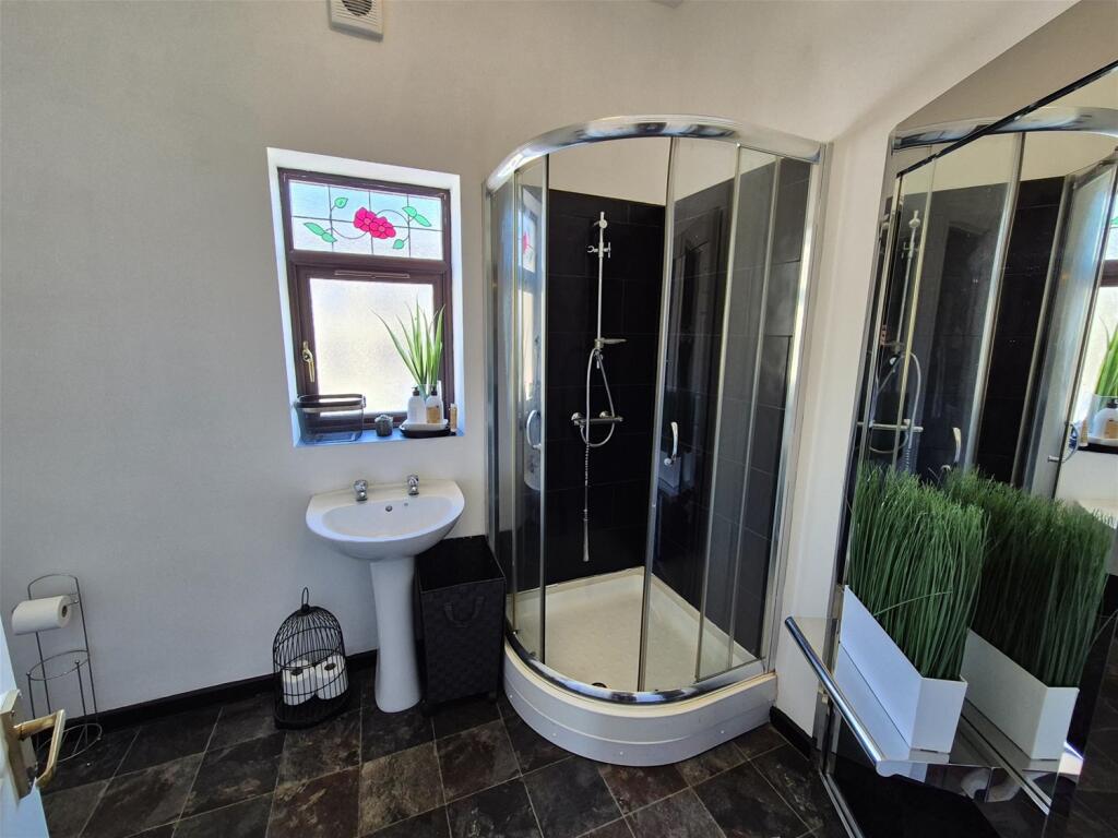 Additional image 4 of Beauty, Therapy & Tanning, West Yorkshire