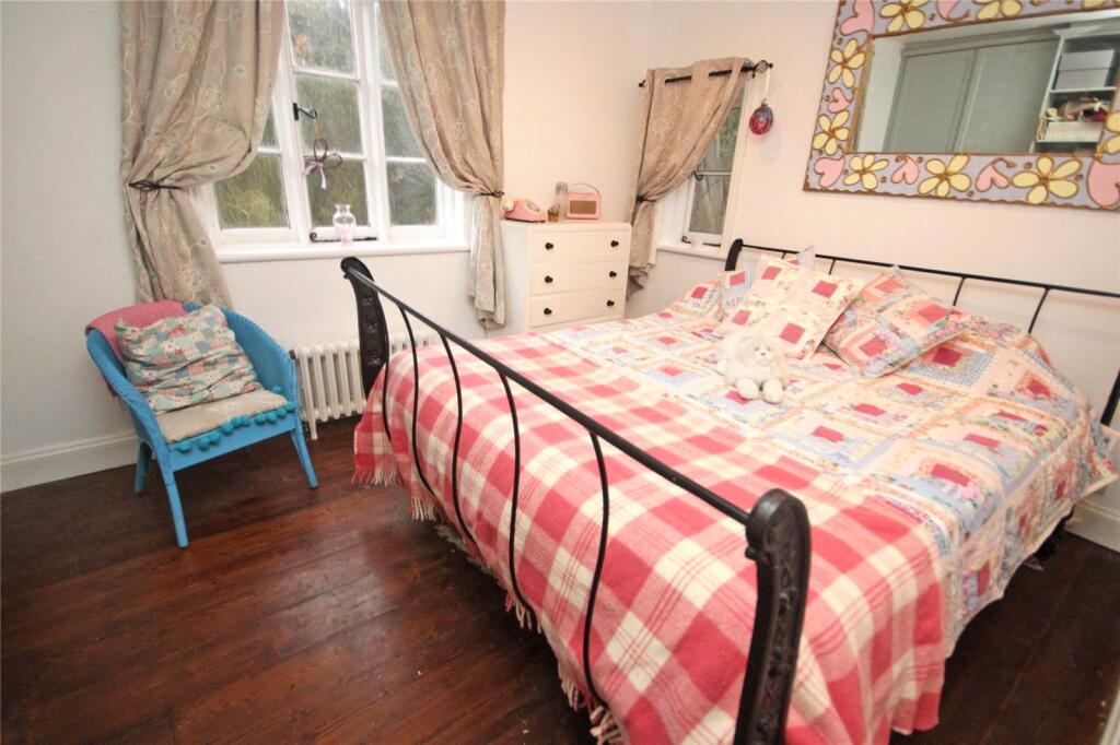 Additional image 12 of South Drive, Ossemsley, New Milton, Hampshire, BH25