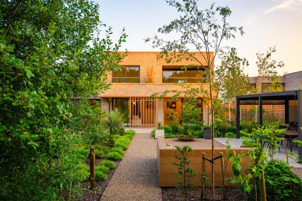 Additional image 4 of Twineham Grange Farm