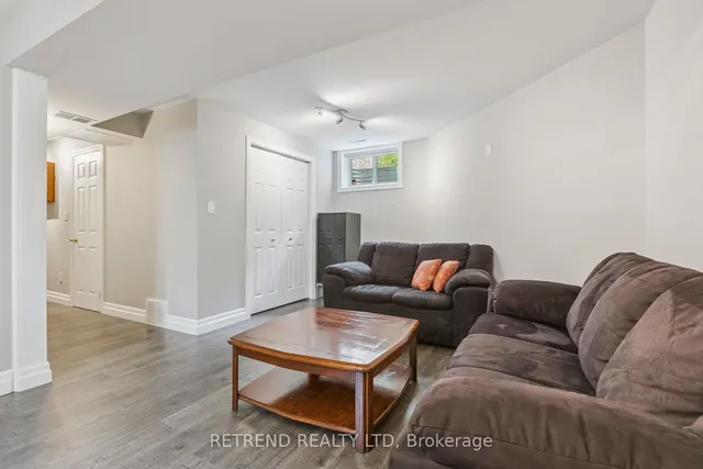 Additional image 19 of 134 QUEEN CHARLOTTE Cres