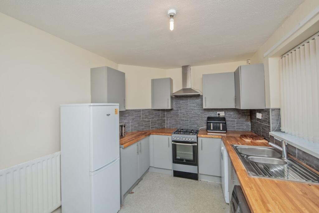 Additional image 4 of Hartland Road, Holmewood, Bradford, BD4