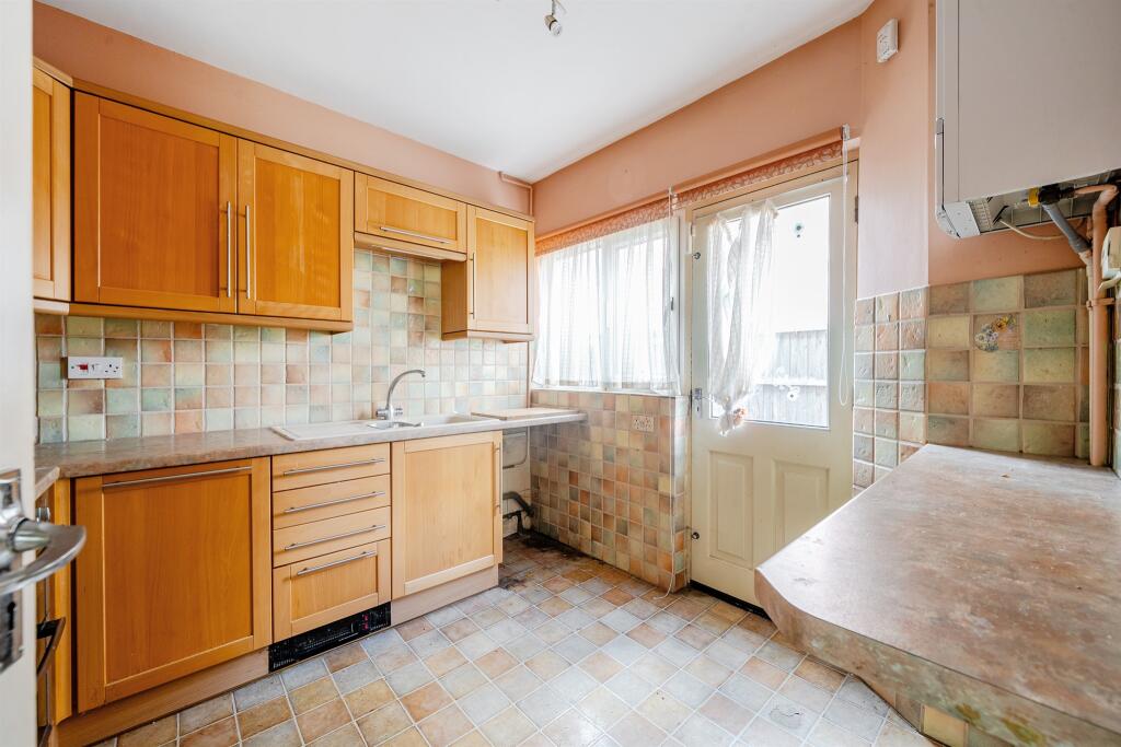 Additional image 5 of Ridgmont Road, St. Albans