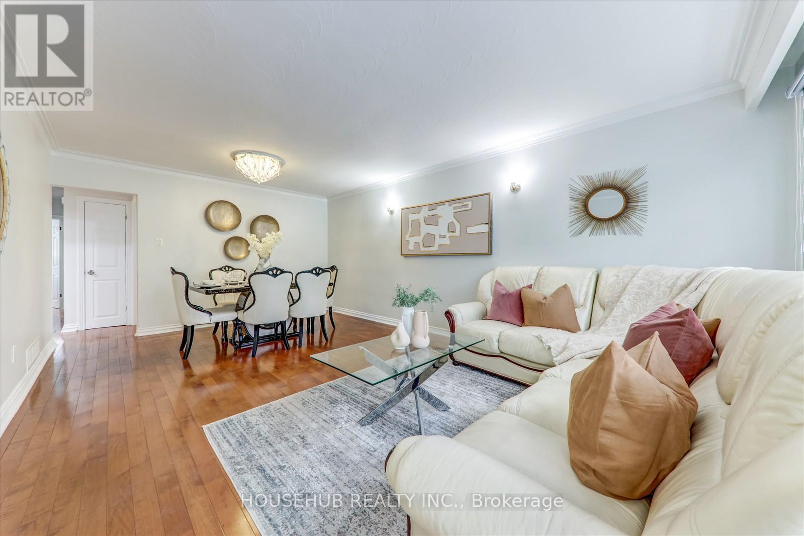 1074 MIDLAND AVENUE|Toronto (Bendale), Ontario M1K4G9