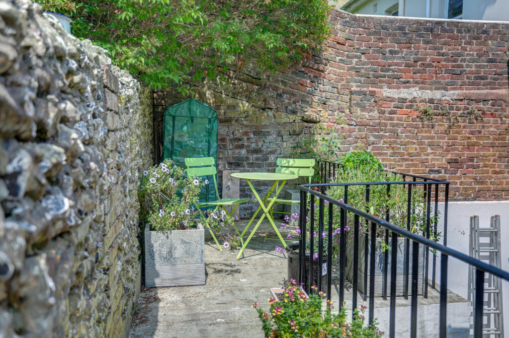 Additional image 53 of Woodside Avenue, Brighton, BN1