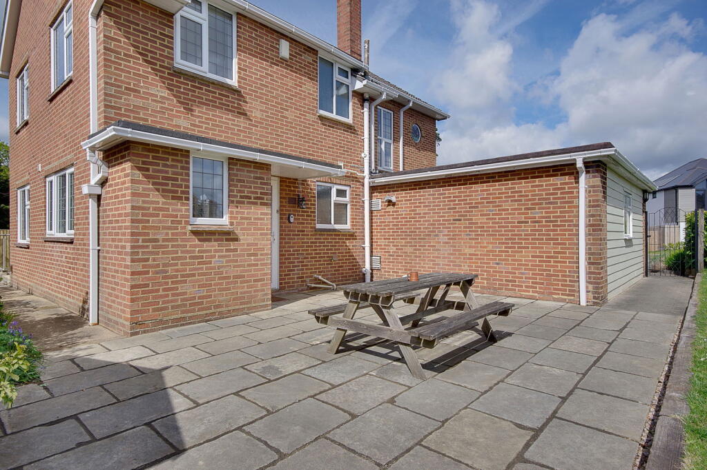 Additional image 41 of Queens Park, Bournemouth