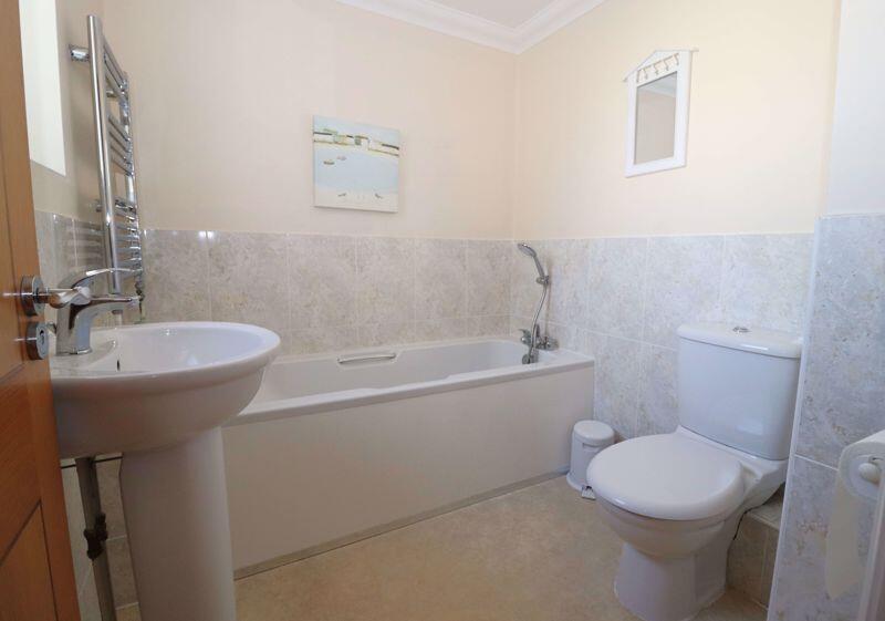 Additional image 13 of 3 Double Bedroom Apartment Close To Beach & Town Centre - Holiday Lets Permitted