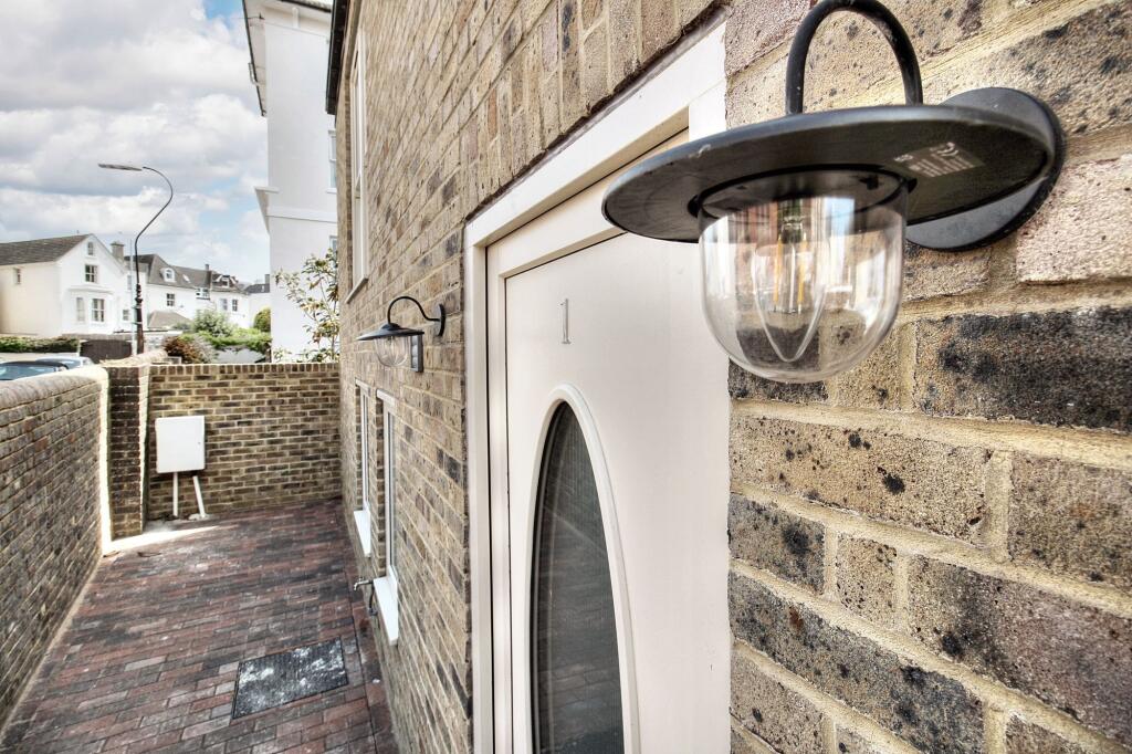 Additional image 5 of Blackwater Road, Eastbourne, BN21