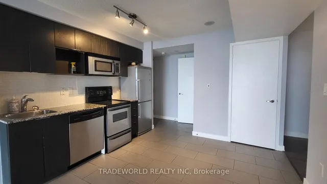 Additional image 5 of 15 Fort York Blvd Unit 2511