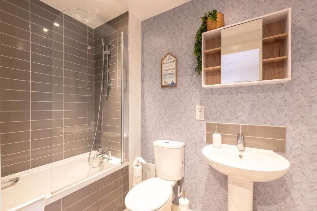 Additional image 8 of High Street, Poole