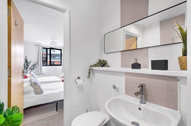 Additional image 10 of 165 Granville Street