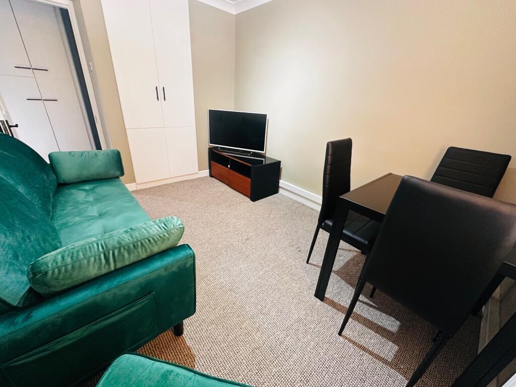 Additional image 14 of Richmond Park Road, BOURNEMOUTH