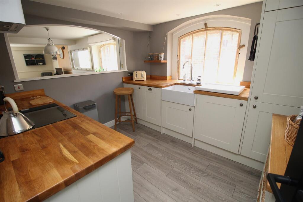 Additional image 12 of Rowes Warehouse