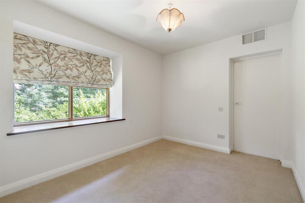 Additional image 22 of Endwood Drive, Little Aston Park