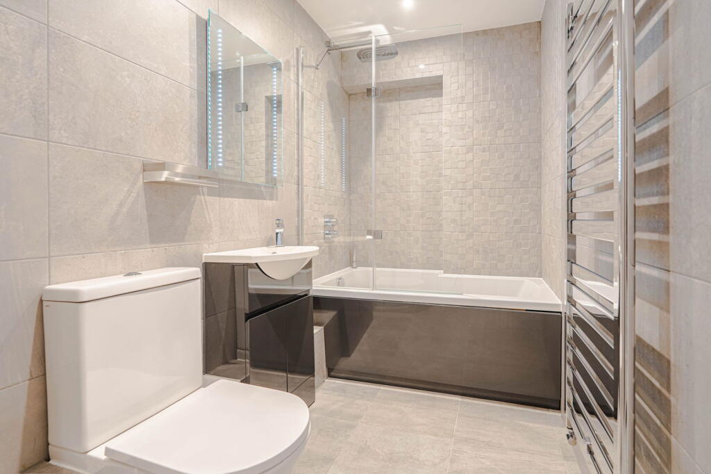 Additional image 15 of 24 Church Street, Christchurch, Dorset, BH23 1FJ