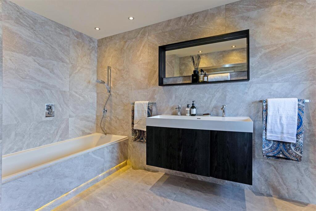 Additional image 18 of Banks Road, Sandbanks