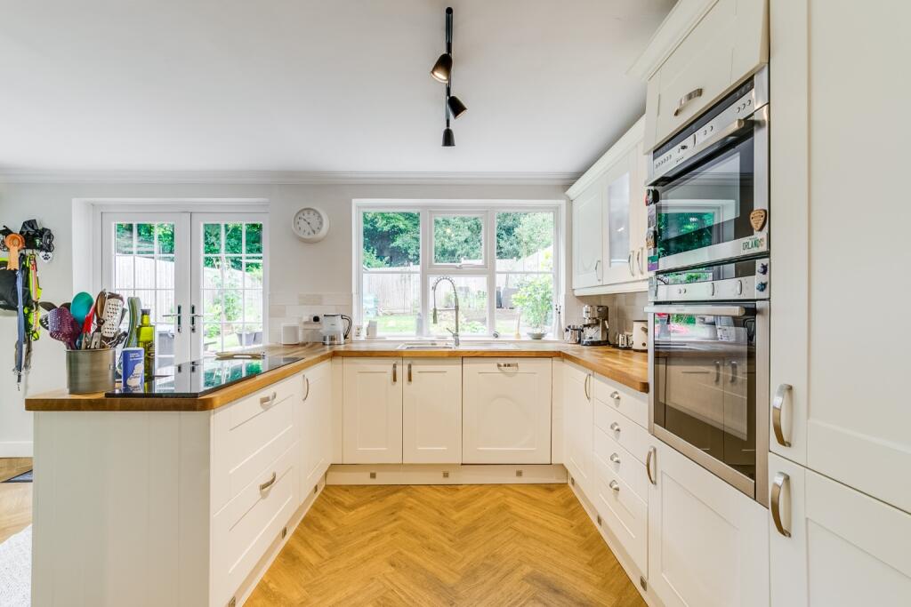 Additional image 7 of Picketts, Welwyn Garden City, Hertfordshire, AL8 7HJ