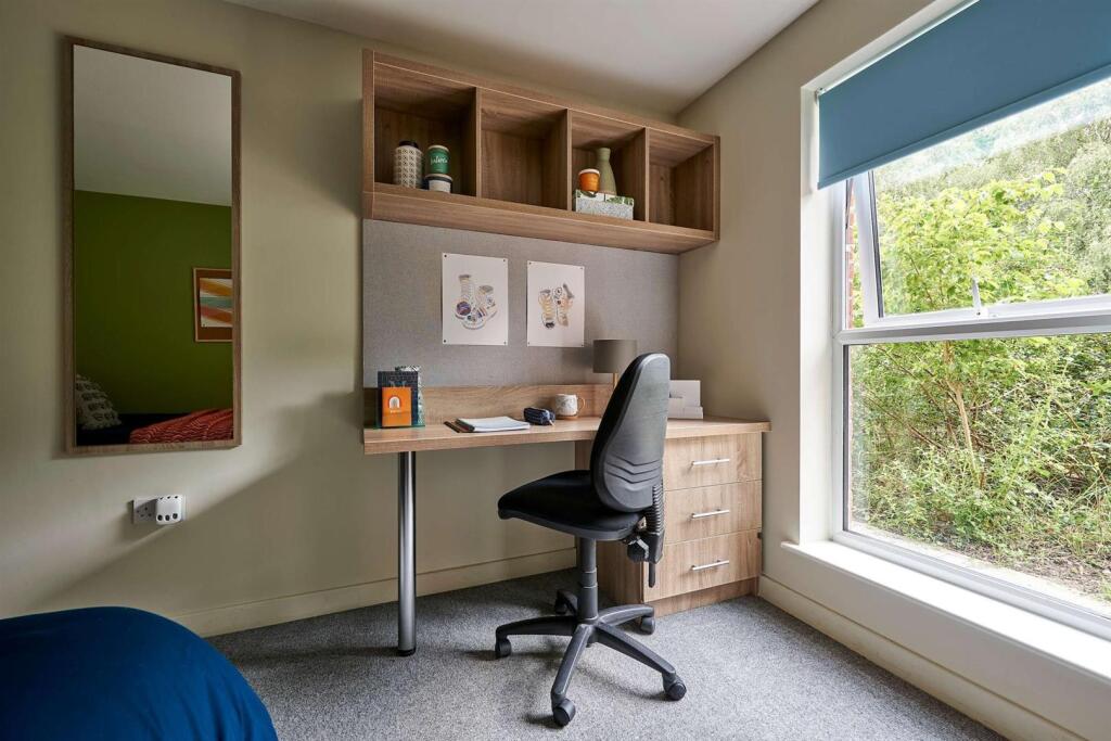 Additional image 20 of Birmingham | Student | September | B29