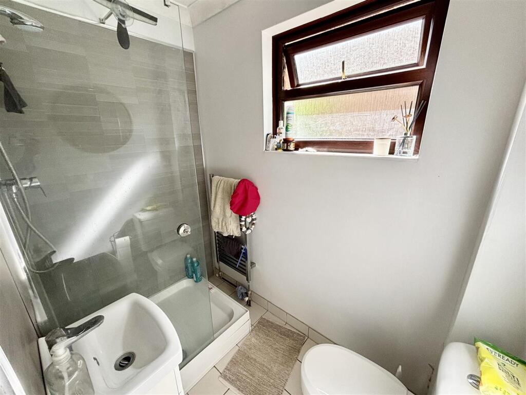 Additional image 10 of Tarn Drive, Creekmoor