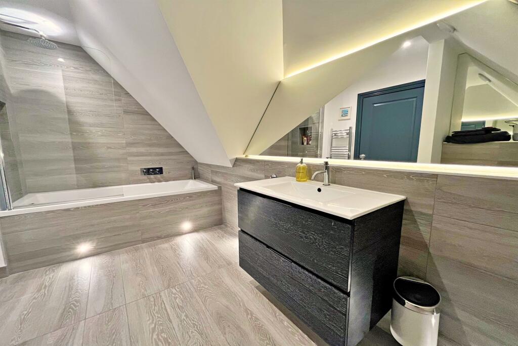 Additional image 21 of Canford Cliffs