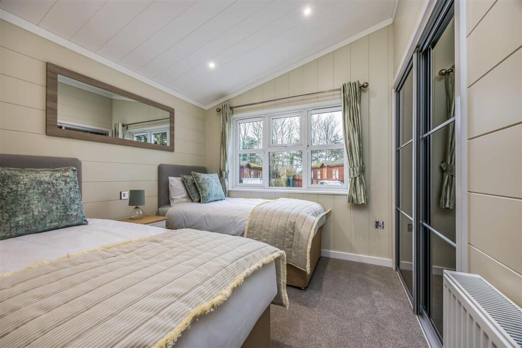 Additional image 8 of Littlehampton