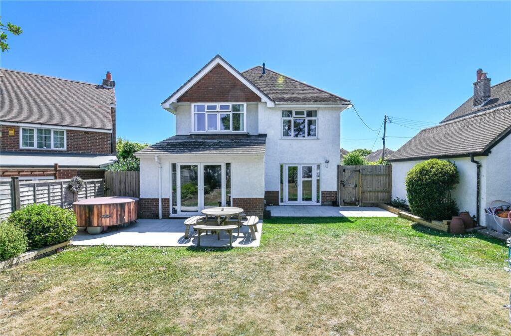 Additional image 18 of Barton Court Avenue, Barton on Sea, New Milton, Hampshire, BH25