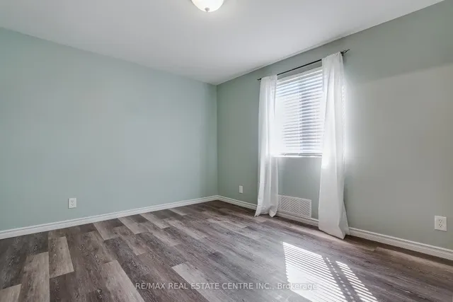 Additional image 15 of 67 Valleyview Rd Unit 35